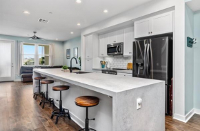 Four Points Coastal Comfort 4br 4bath